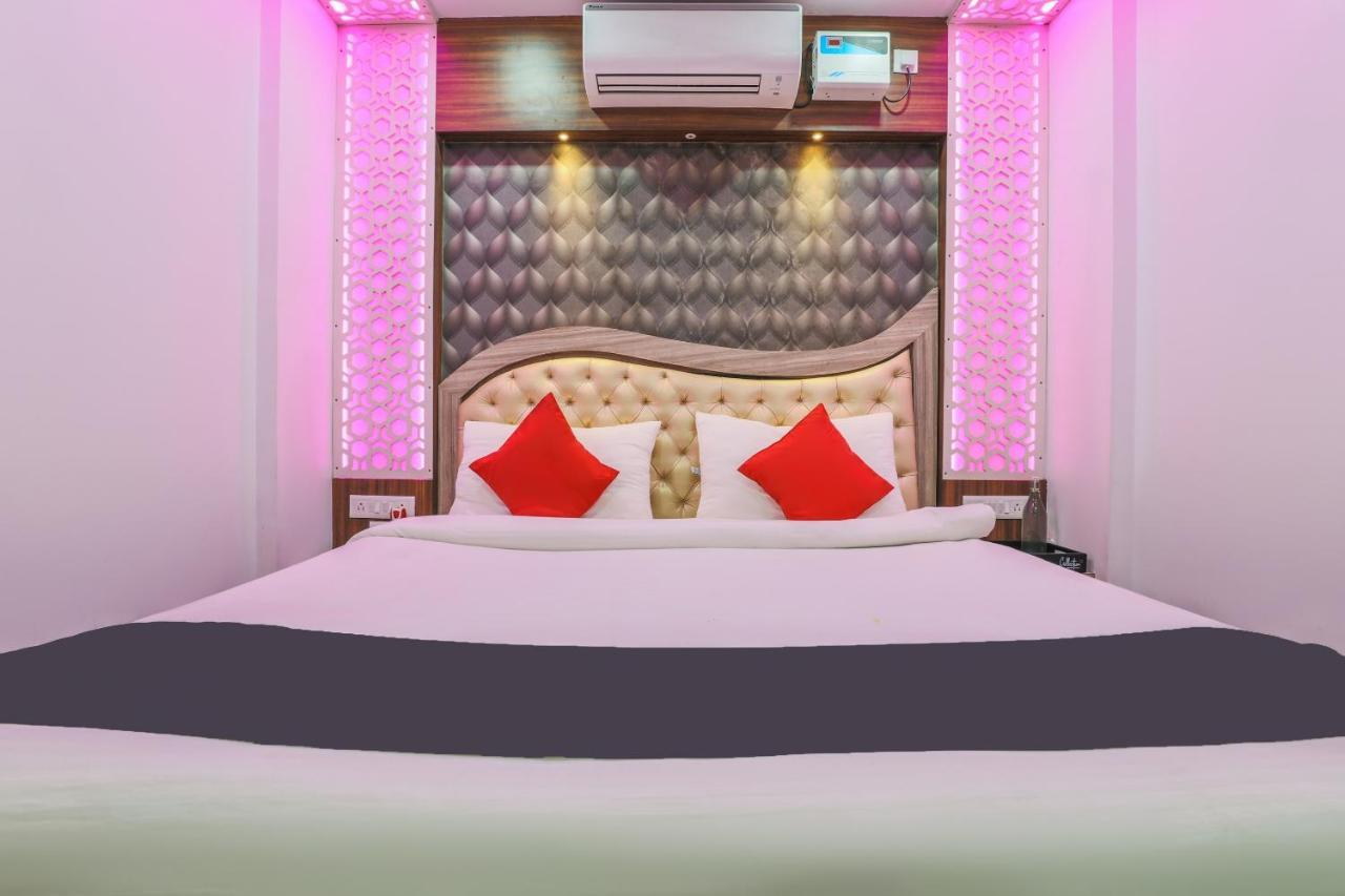Oyo 14472 Brahmaputra Guest House Гувахати Экстерьер фото